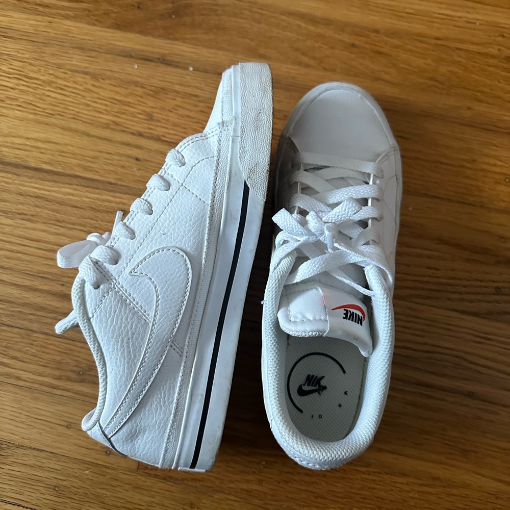 White Nike Court Legacy Sneakers Gem White Nike Court Legacy Sneakers Gem
